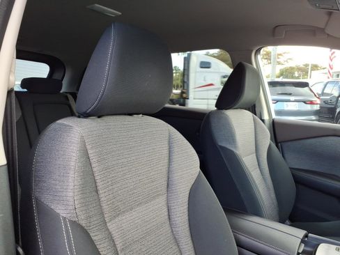 Certified 2021 Nissan Rogue SV image 22