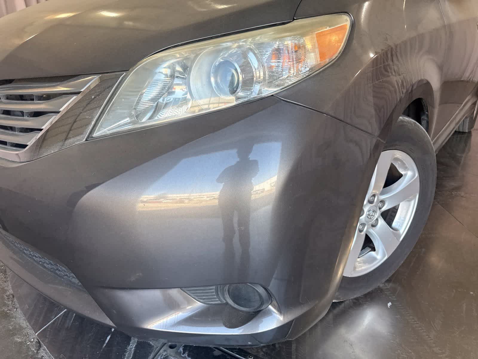Used 2016 Toyota Sienna LE FWD image 8