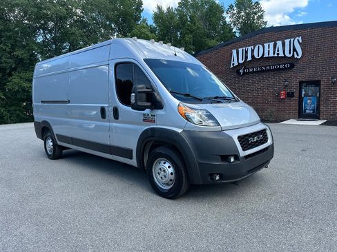 Used 2021 RAM ProMaster 2500 FWD image 1