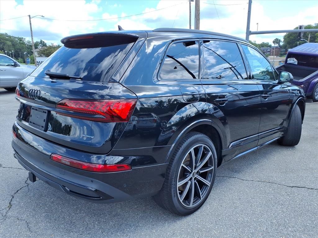 Used 2023 Audi Q7 3.0T Premium Plus AWD/4WD image 4