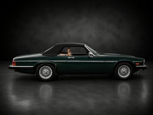 Used 1989 Jaguar XJS V12 Convertible RWD image 11
