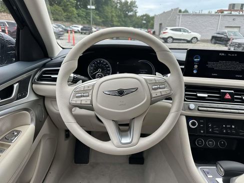New 2026 Genesis G70 2.5T Prestige image 10