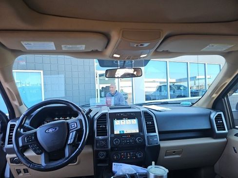 Used 2018 Ford F150 XLT w/ Equipment Group 302A Luxury image 14