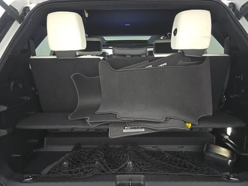Used 2023 Toyota Sequoia Capstone AWD/4WD image 15