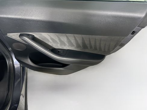 Used 2022 Tesla Model Y Performance image 29