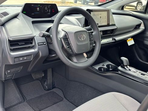 New 2026 Toyota Prius LE image 10