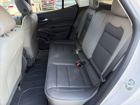 New 2026 Chevrolet Trax ACTIV w/ Sunroof Package image 23