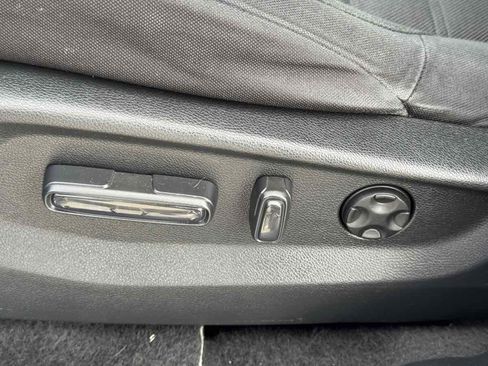 Used 2020 Honda CR-V EX image 28