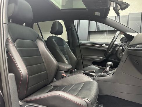 Used 2015 Volkswagen GTI 4-Door image 23