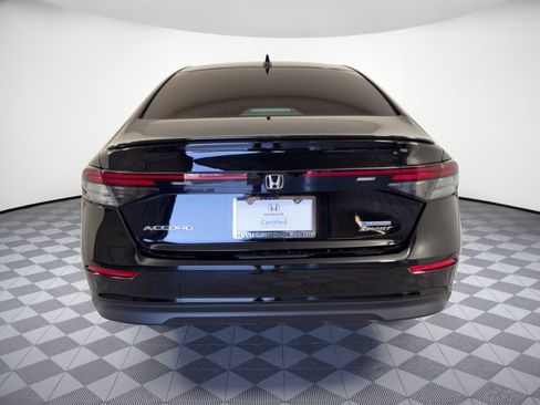 Used 2024 Honda Accord Sport image 11