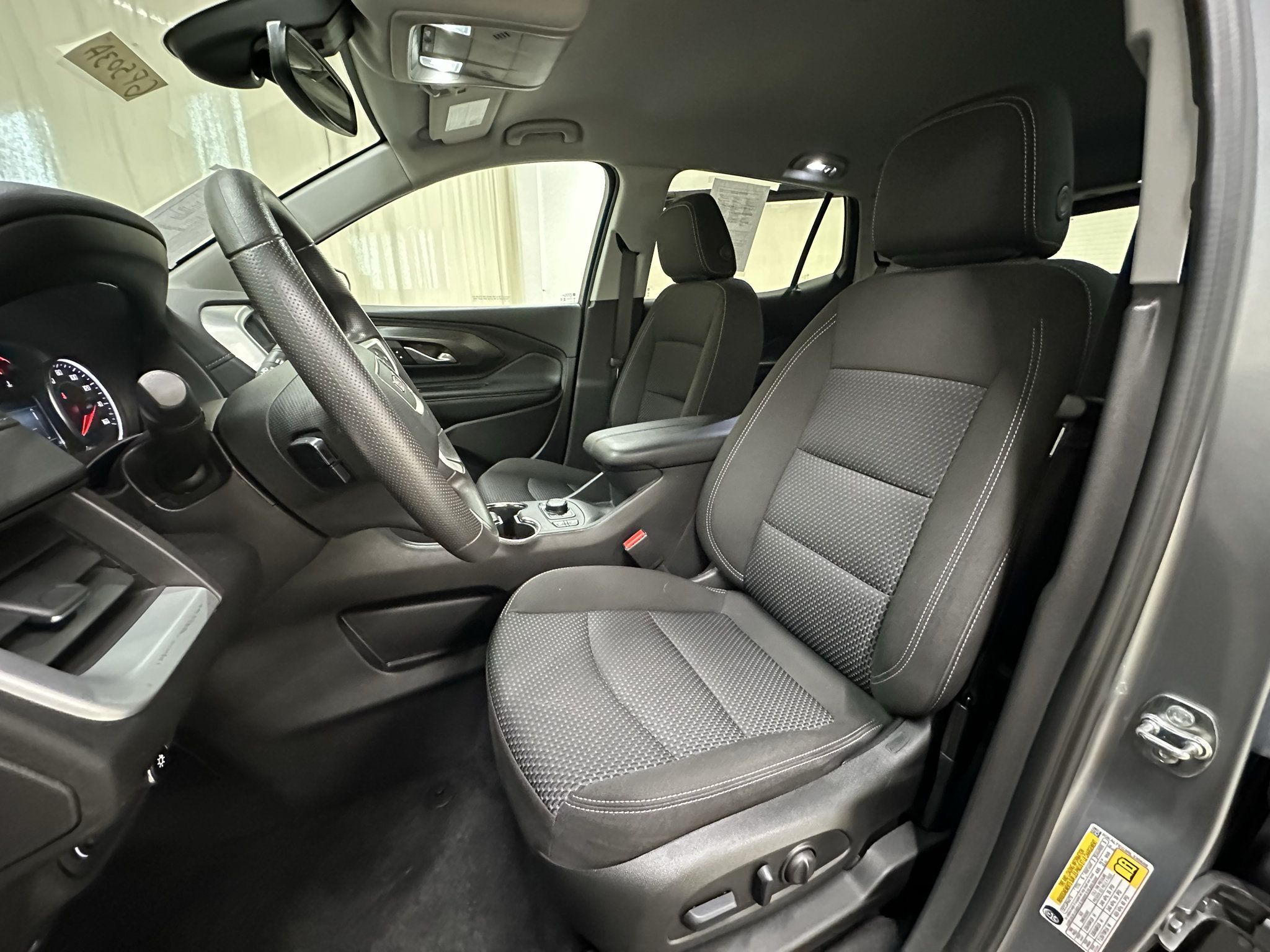 Used 2024 GMC Terrain SLE w/ Elevation Edition AWD/4WD image 24