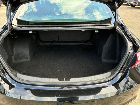 Used 2024 Chevrolet Malibu LT image 27