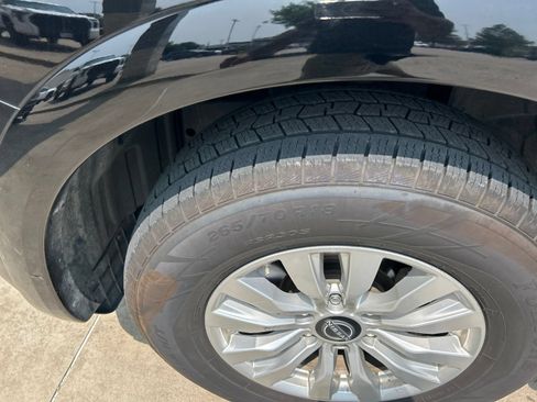 Used 2024 Nissan Armada SV AWD/4WD image 25