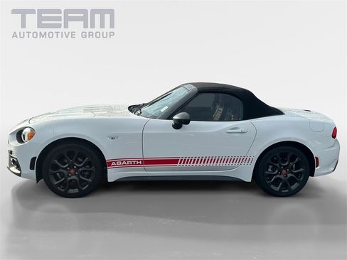 Certified 2018 FIAT 124 Spider Abarth w/ Convenience Group image 4