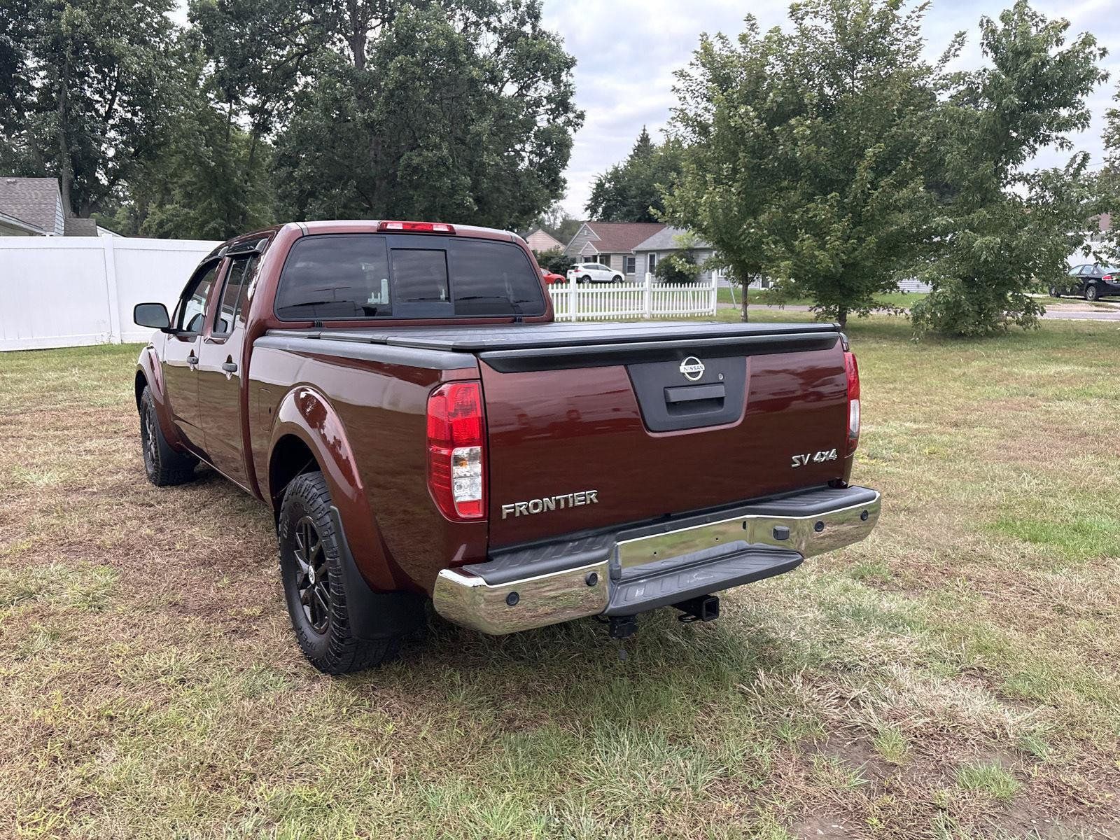 Used 2016 Nissan Frontier SV AWD/4WD image 7