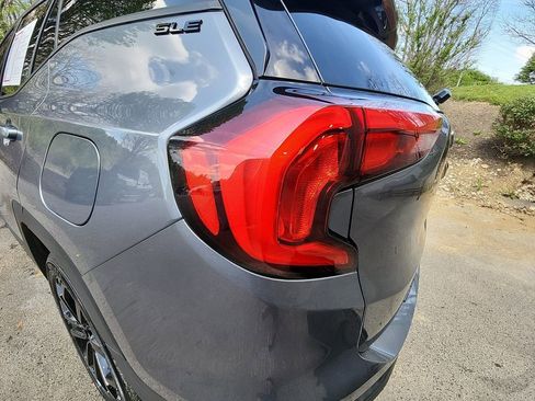 Used 2019 GMC Terrain SLE w/ Driver Convenience Package AWD/4WD image 30