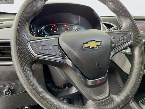 Used 2023 Chevrolet Equinox LS w/ LS Convenience Package image 14
