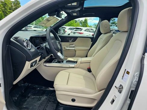 New 2026 Mercedes-Benz GLB 250 4MATIC image 16