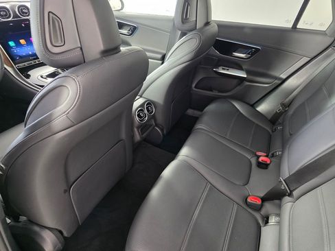 Certified 2025 Mercedes-Benz GLC 300 image 15