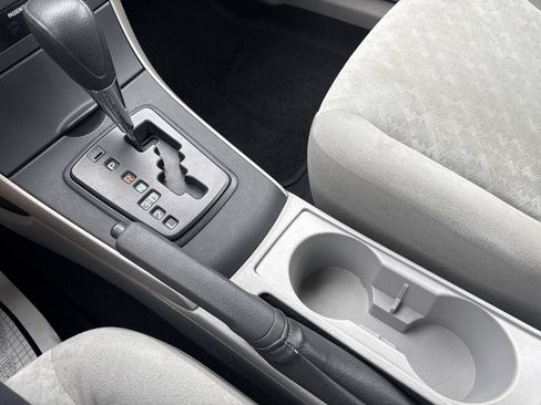 Used 2009 Toyota Corolla LE FWD image 38