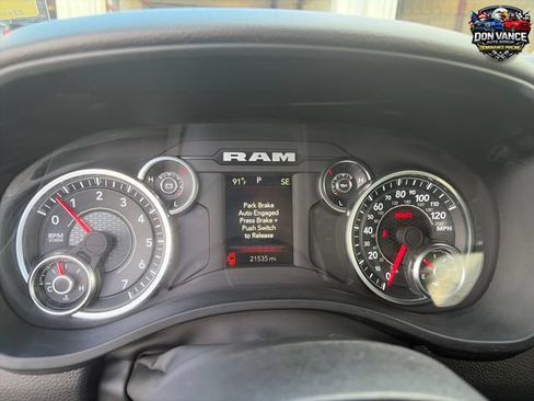 Used 2025 RAM 1500 Big Horn AWD/4WD image 16