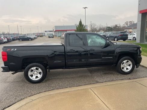 Used 2018 Chevrolet Silverado 1500 LT w/ All Star Edition image 6