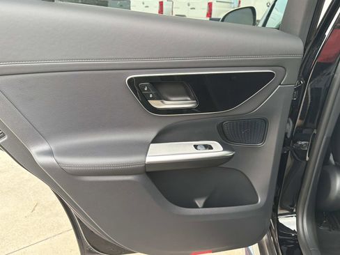 Certified 2024 Mercedes-Benz GLC 43 AMG 4MATIC image 11