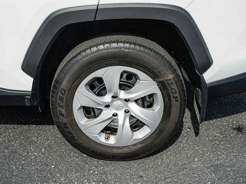 Used 2024 Toyota RAV4 LE image 10