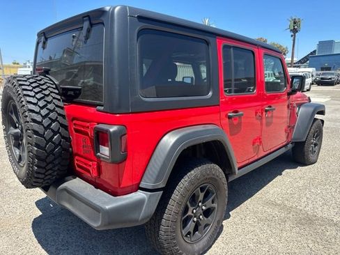 Used 2022 Jeep Wrangler Unlimited Sport AWD/4WD image 5