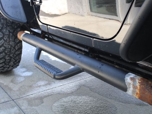 Used 2018 Jeep Wrangler Sport image 34