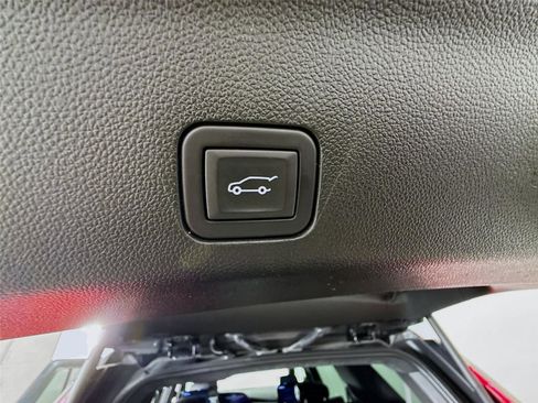 Used 2024 Cadillac Escalade V AWD/4WD image 18
