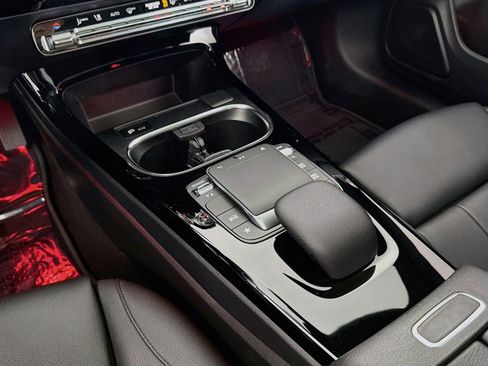 Certified 2021 Mercedes-Benz CLA 250 image 7