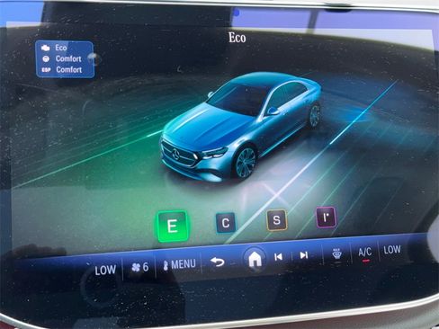 Used 2025 Mercedes-Benz E 350 Sedan w/ Winter Package image 28