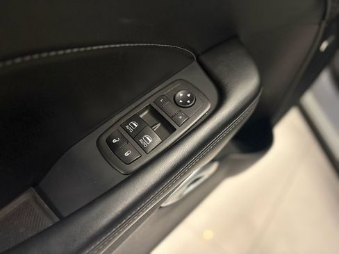 Used 2022 Dodge Challenger GT w/ Plus Package image 24