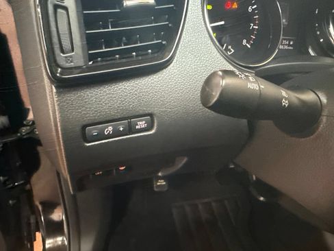 Used 2020 Nissan Rogue Sport S w/ Appearance Package FWD image 22