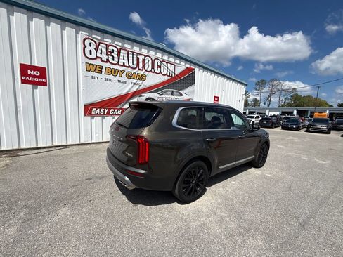 Used 2021 Kia Telluride SX w/ SX Prestige Package AWD/4WD image 8
