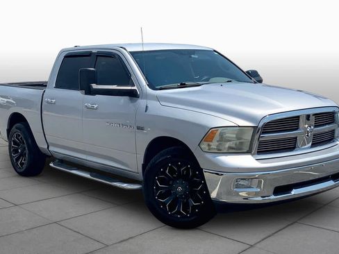 Used 2012 RAM 1500 Big Horn w/ Luxury Group RWD image 2