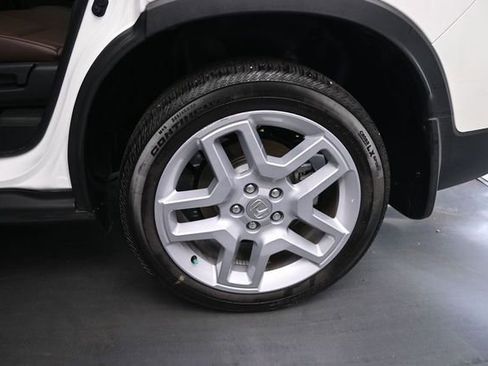 Certified 2024 Honda Passport EX-L image 12