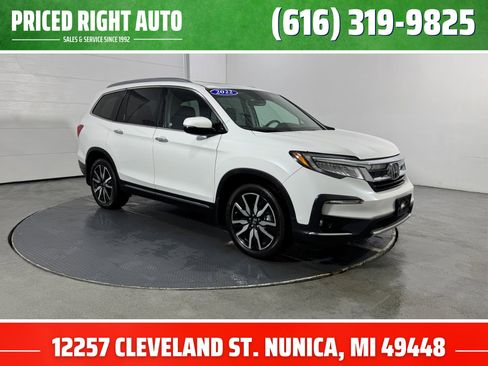 Used 2022 Honda Pilot Touring image 1