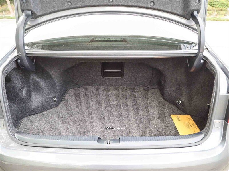 Used 2013 Lexus ES 350 w/ Luxury Pkg FWD image 31