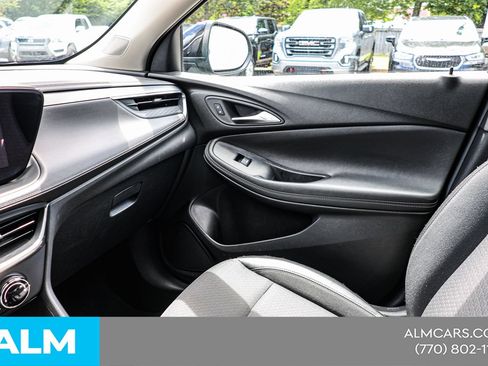 Used 2025 Buick Encore GX Preferred FWD image 36