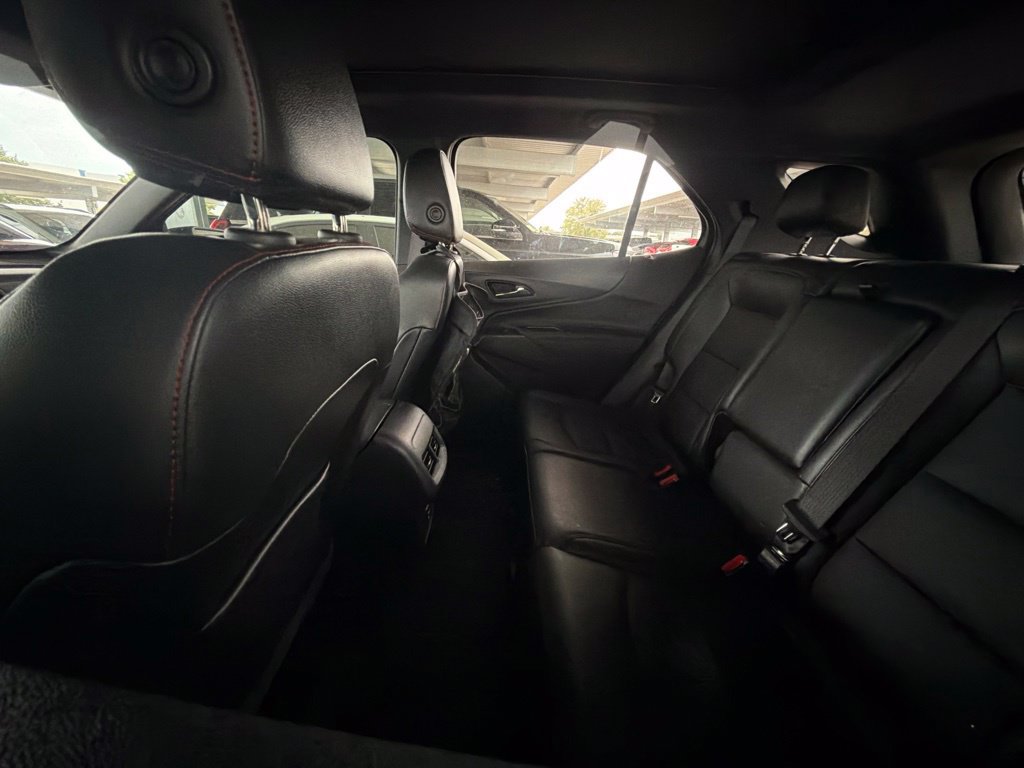 Used 2023 Chevrolet Equinox RS w/ RS Leather Package FWD image 9