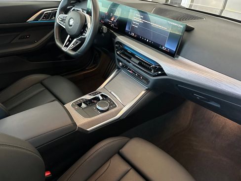 Used 2025 BMW 430i Coupe w/ M Sport Package RWD image 14