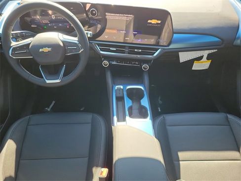 New 2026 Chevrolet Equinox EV LT image 7