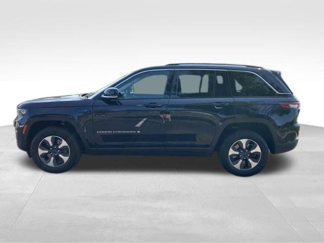 Used 2024 Jeep Grand Cherokee Limited 4xe AWD/4WD image 9