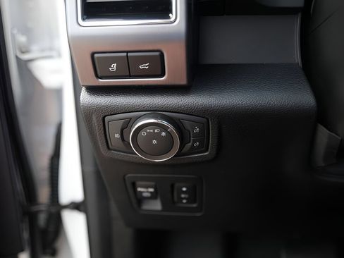 Used 2021 Ford Expedition Platinum RWD image 15
