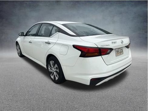 Used 2022 Nissan Altima 2.5 S FWD image 6