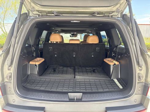 Used 2024 Hyundai Santa Fe Limited FWD image 10
