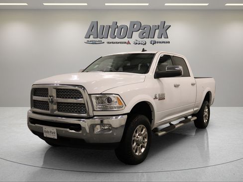 Used 2016 RAM 2500 Laramie AWD/4WD image 6