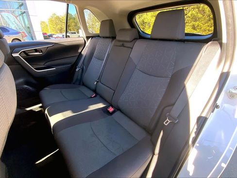 Certified 2023 Toyota RAV4 XLE image 20